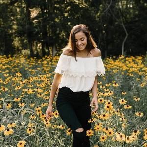 Meet your Posher, Eliza